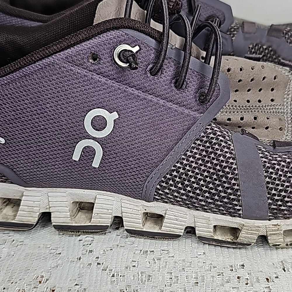 On Running On Cloud 5 gray Walking workout training shoes sz 10.5 - Picture 3 of 10